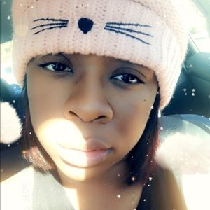 Meet your Posher, Desiree